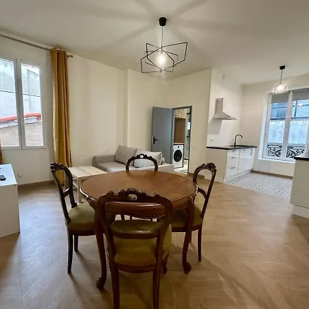 T2 Apartmán Sète